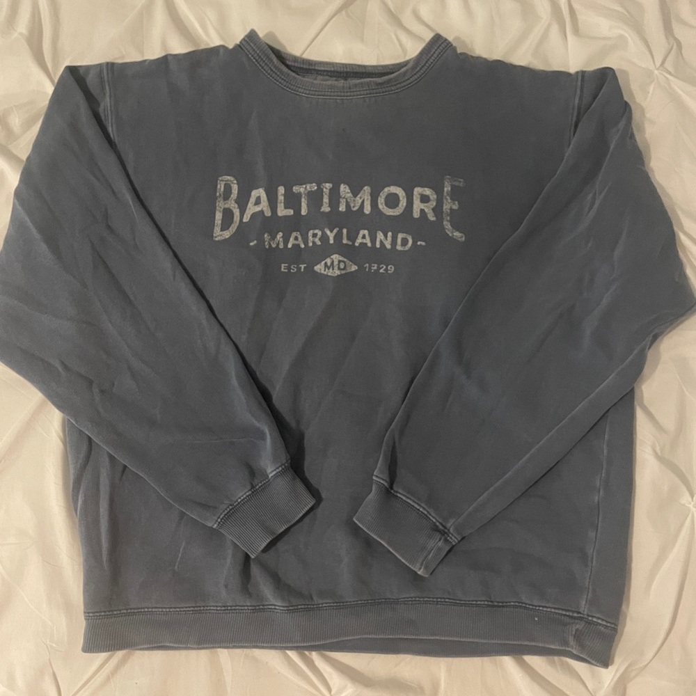 crew neck